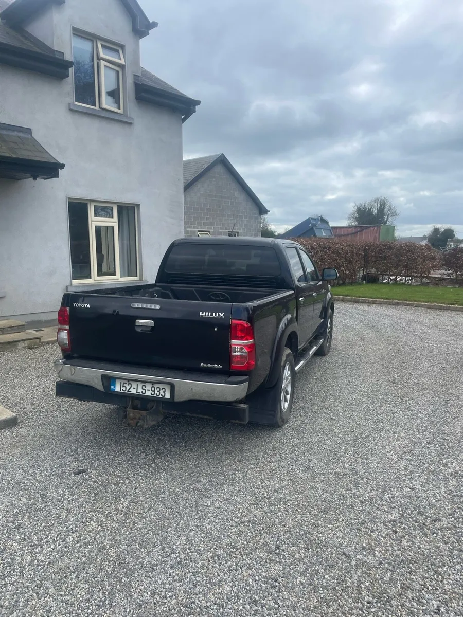 Toyota Hilux - Image 3