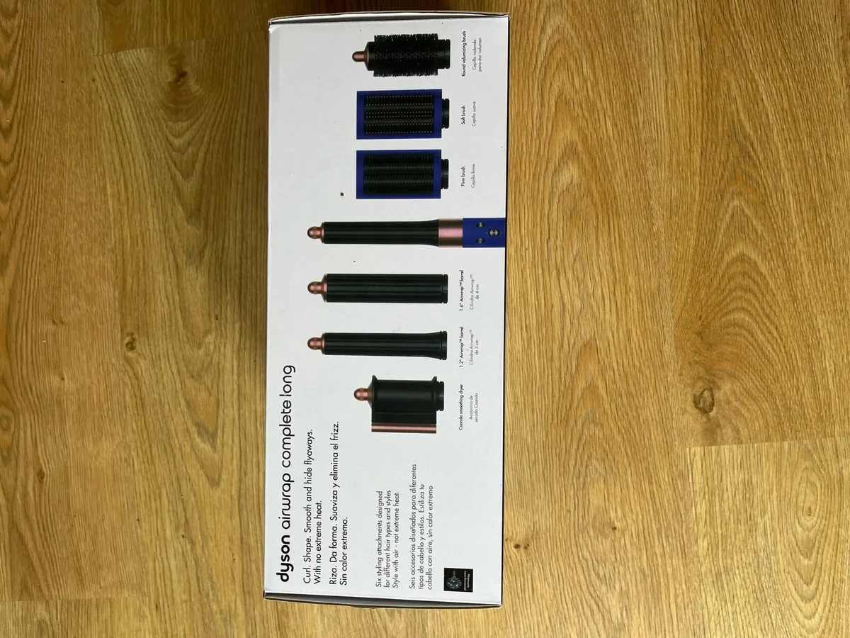 Dyson Airwrap Complete long New - Image 1