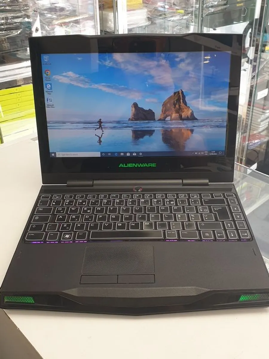 Alienware M11x (p06t) 12", I5 U520 6gb Ram 256gb Ssd, Windows 10 Pro, Nvidia Geforce Gt335m - Image 2