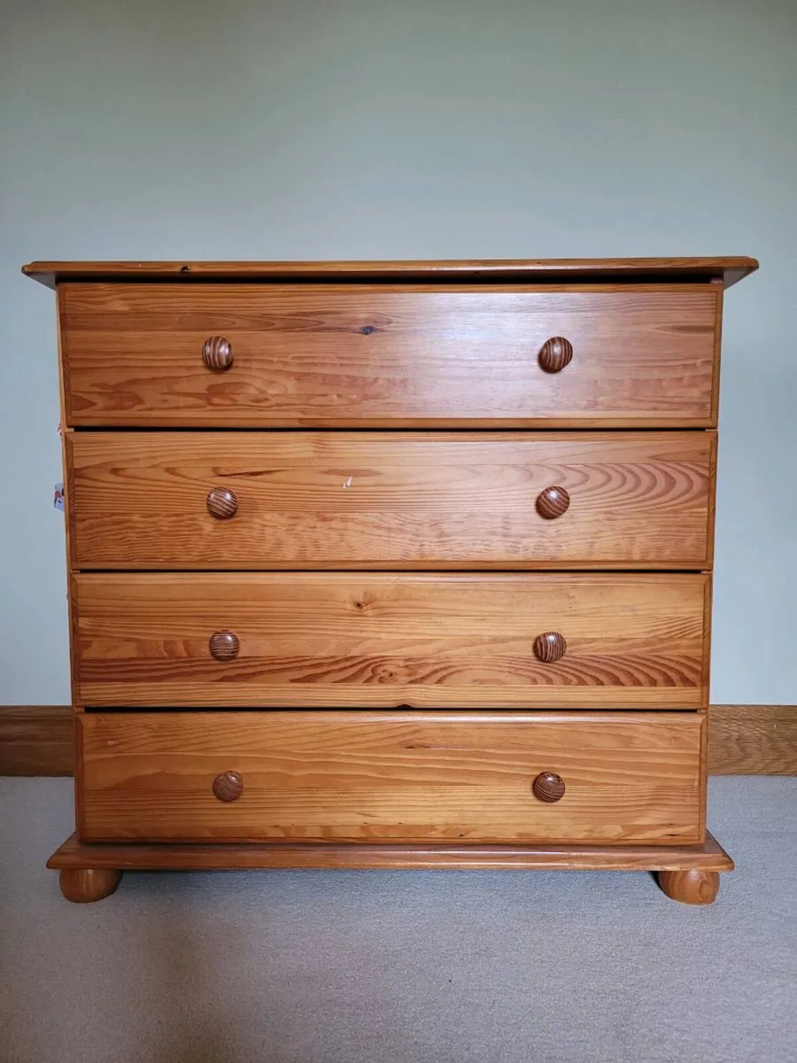Chest of drawers - Image 1