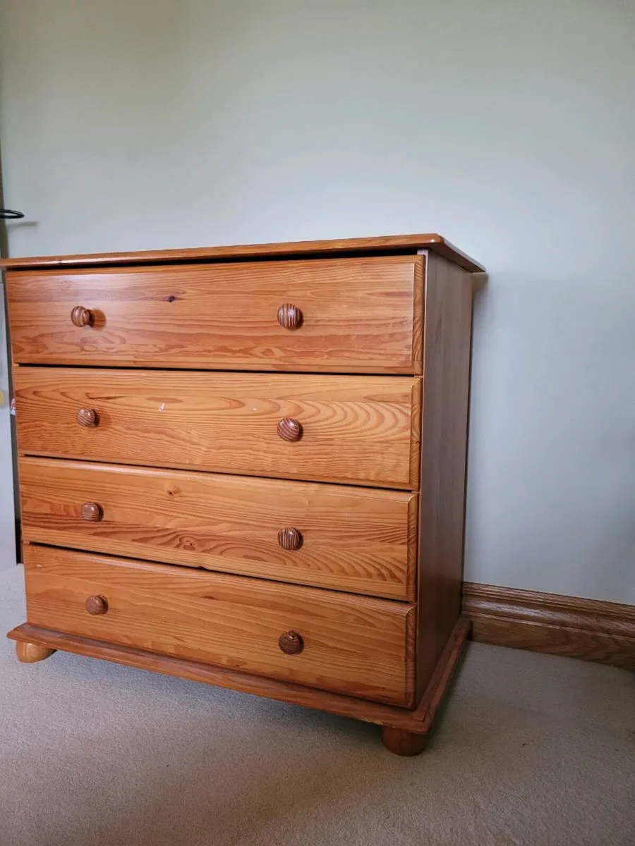 Chest of drawers - Image 2
