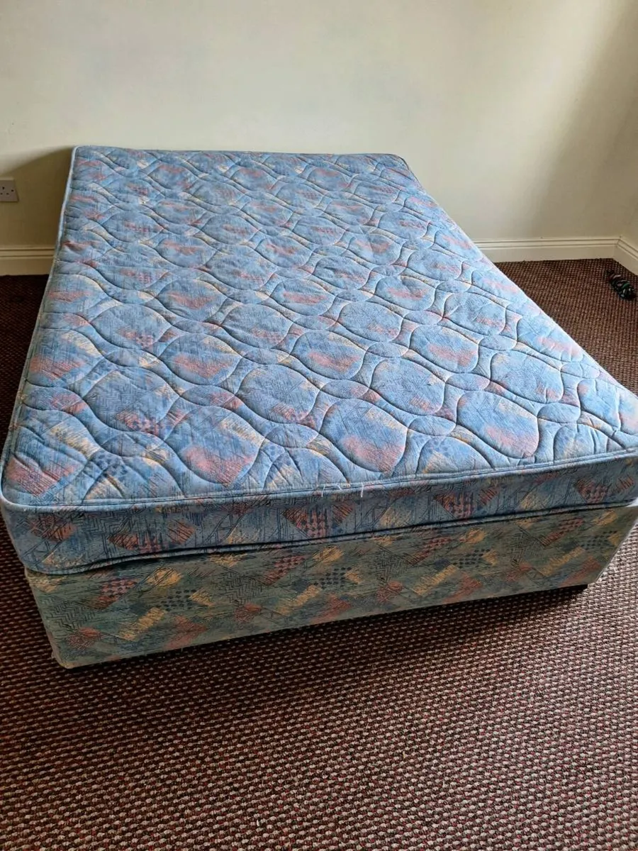 Double Divan Bed - Image 2