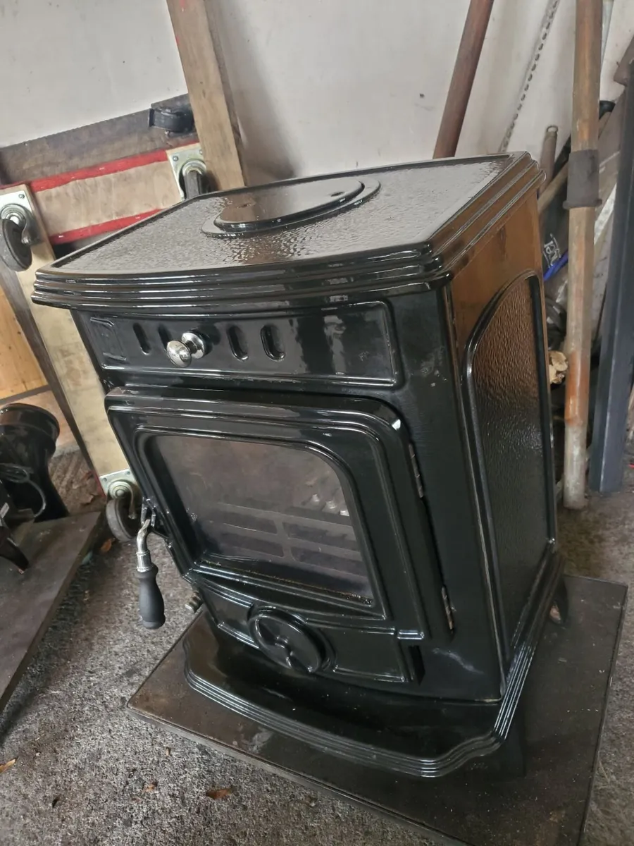 Black Enamel Henley Aran solid fuel stove - Image 2