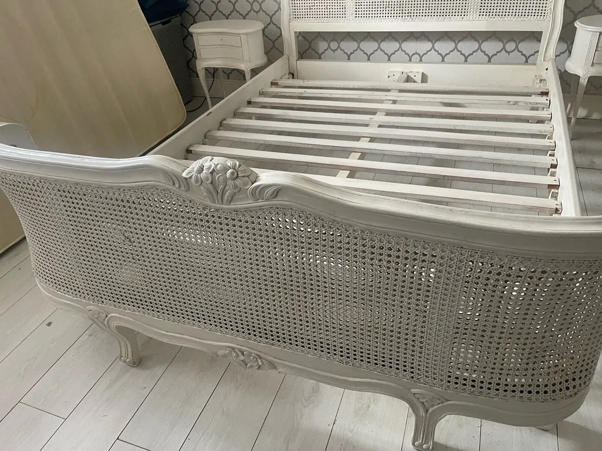 French bed - Image 2