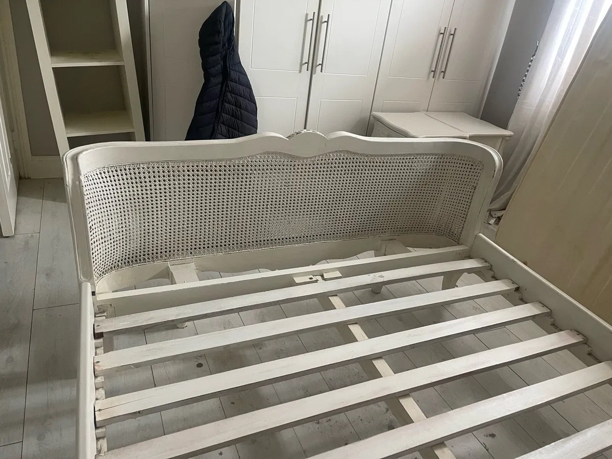 French bed - Image 4