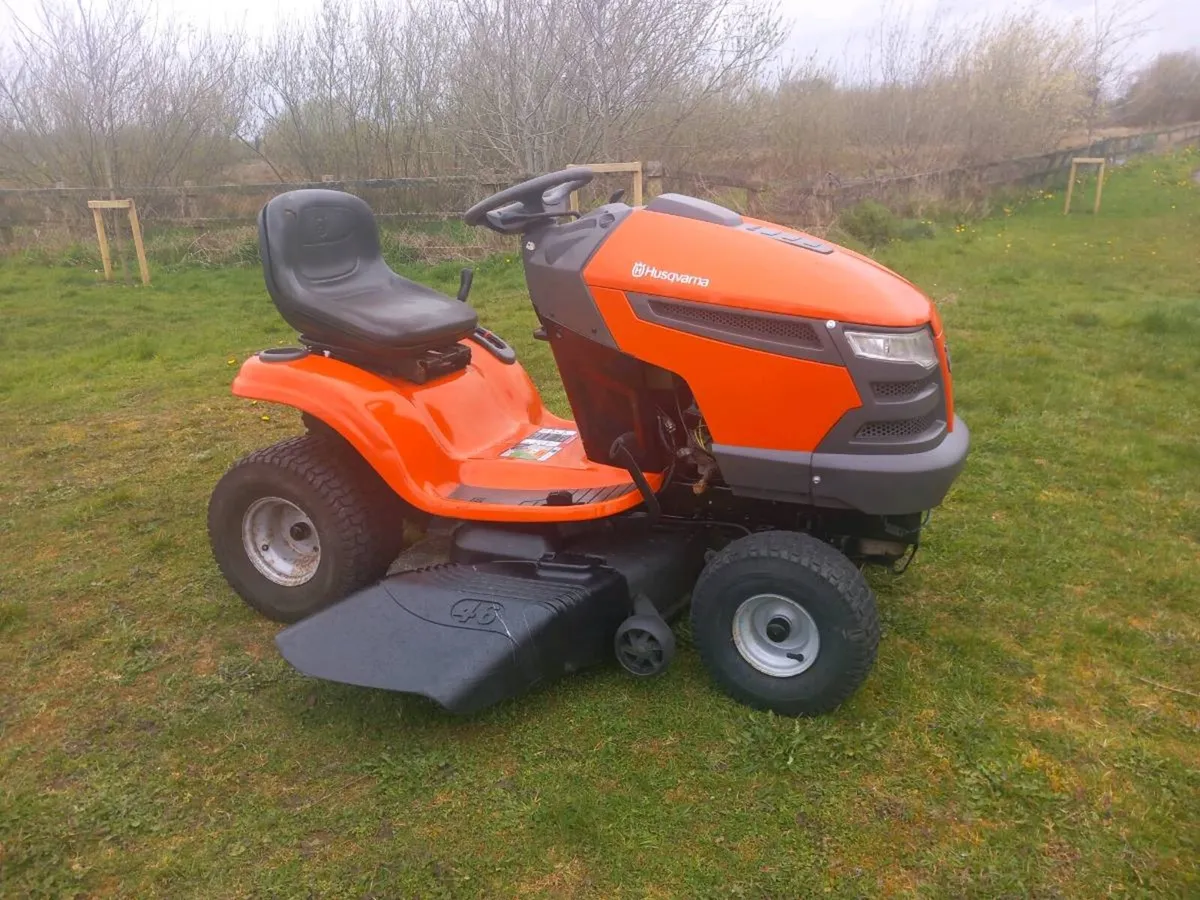 Ride on lawnmower - Image 3