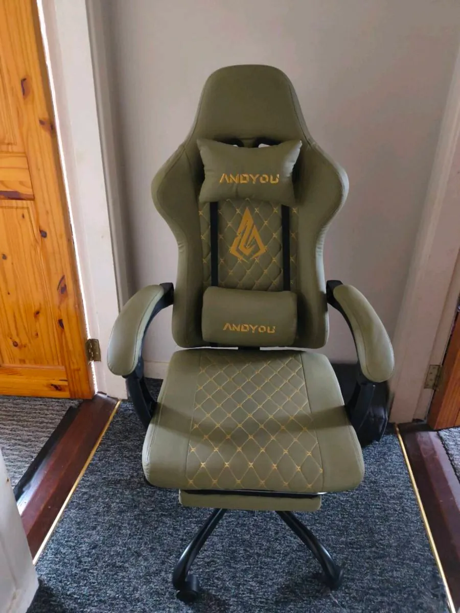 Sage green gaming chair - Image 1