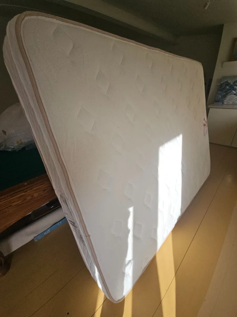 Mattress - Image 3