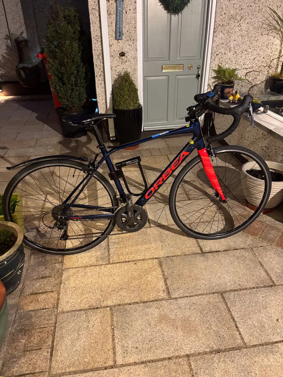 Or Bea Avant H30 Road Bike - Image 1