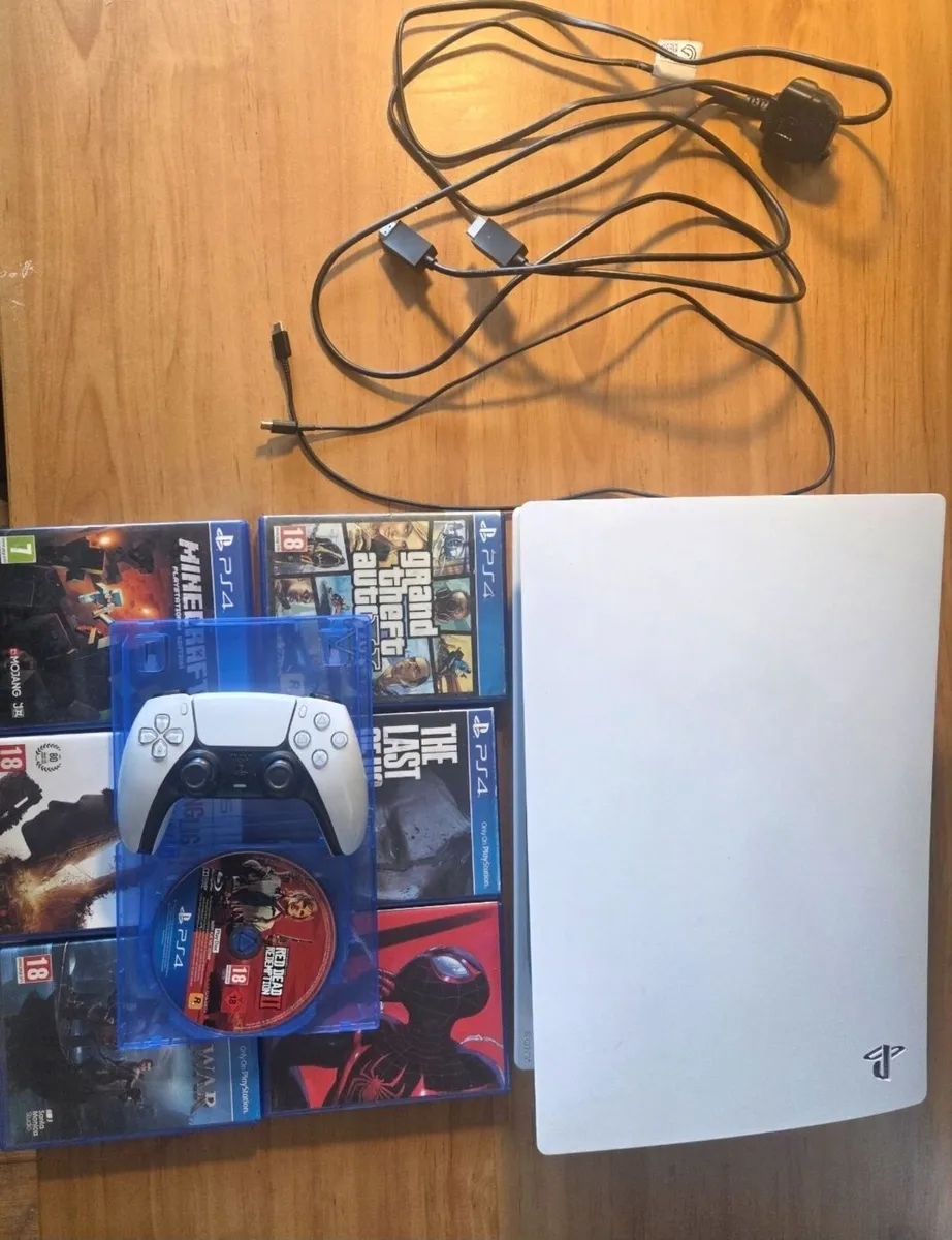 PlayStation 5 - Mint Condition - Image 3