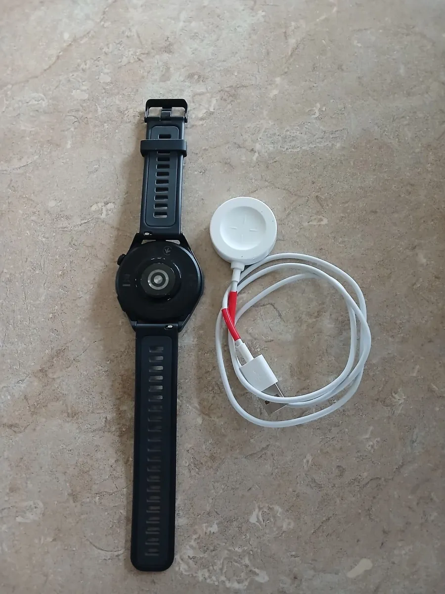 Huawei Gt Runner gps watch - Image 2