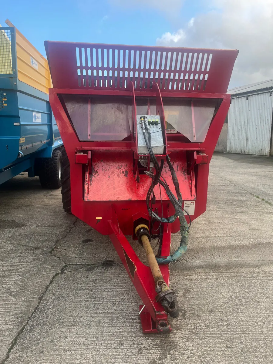 Used Marshall 1500 Vesuvius Muckspreader - Image 3
