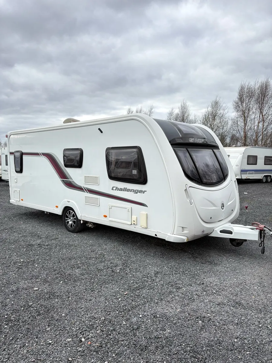 Swift challenger 4 berth fixed bed caravan - Image 2