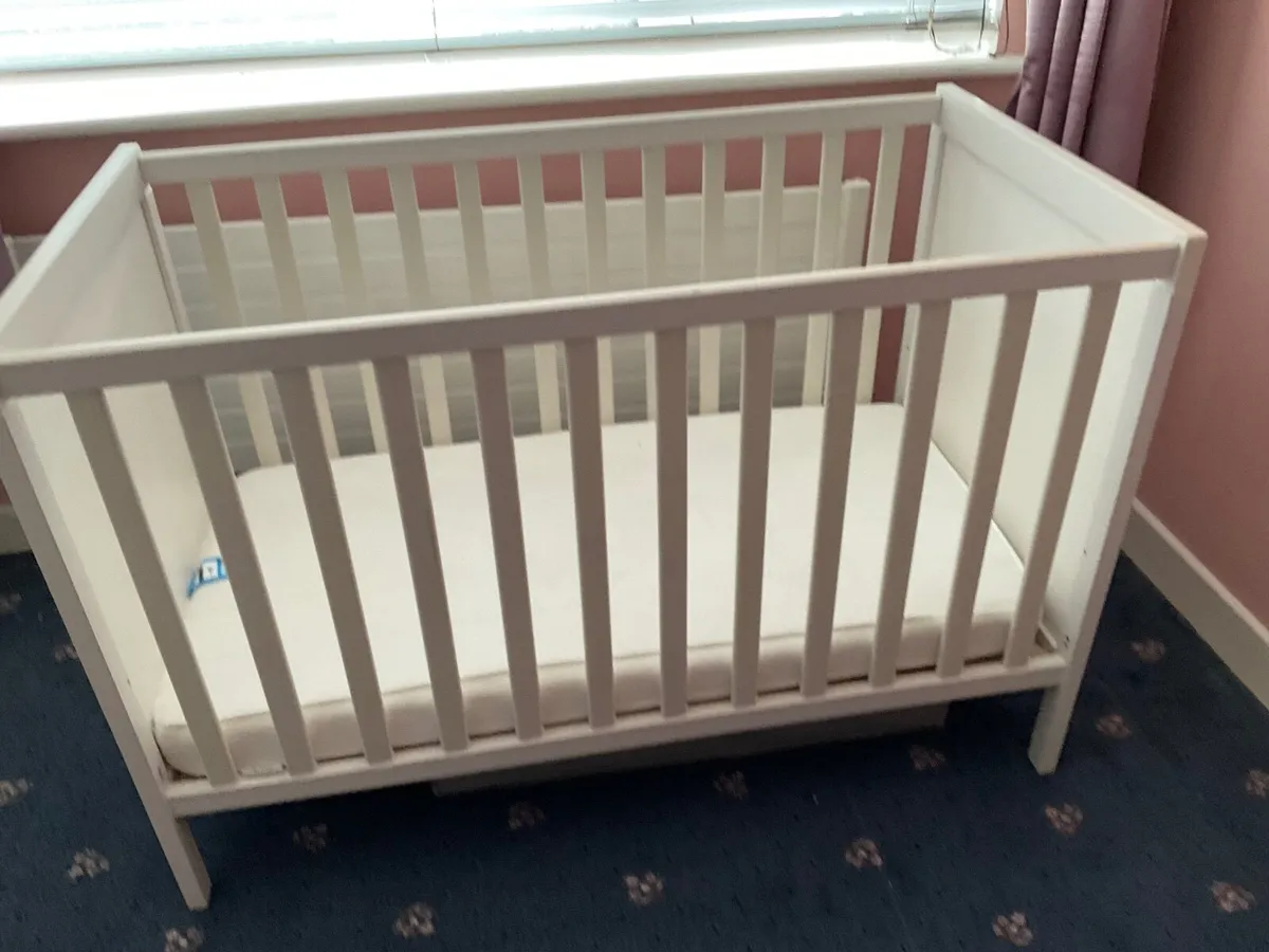 Cot Nursery - Image 1