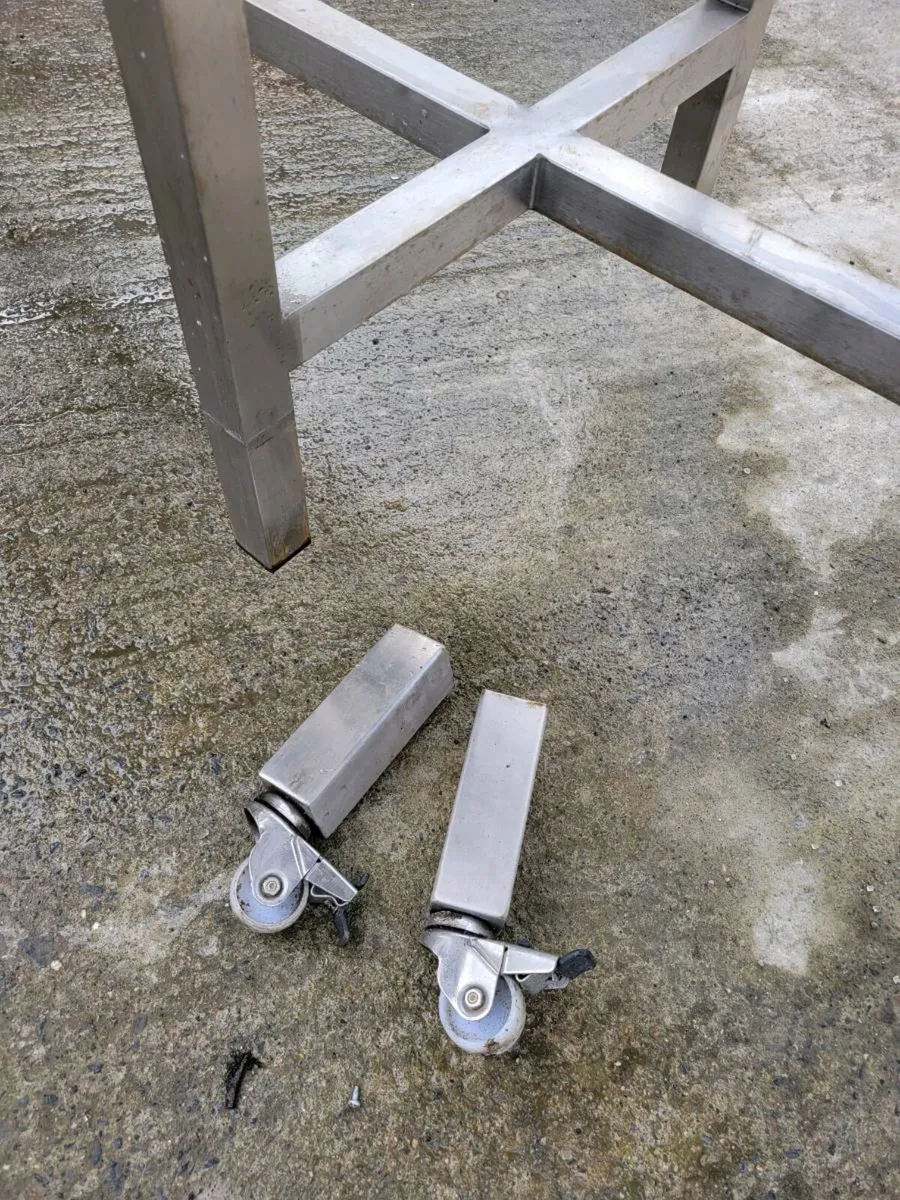 Table Stainless Steel 2.8m On Wheels - Image 4
