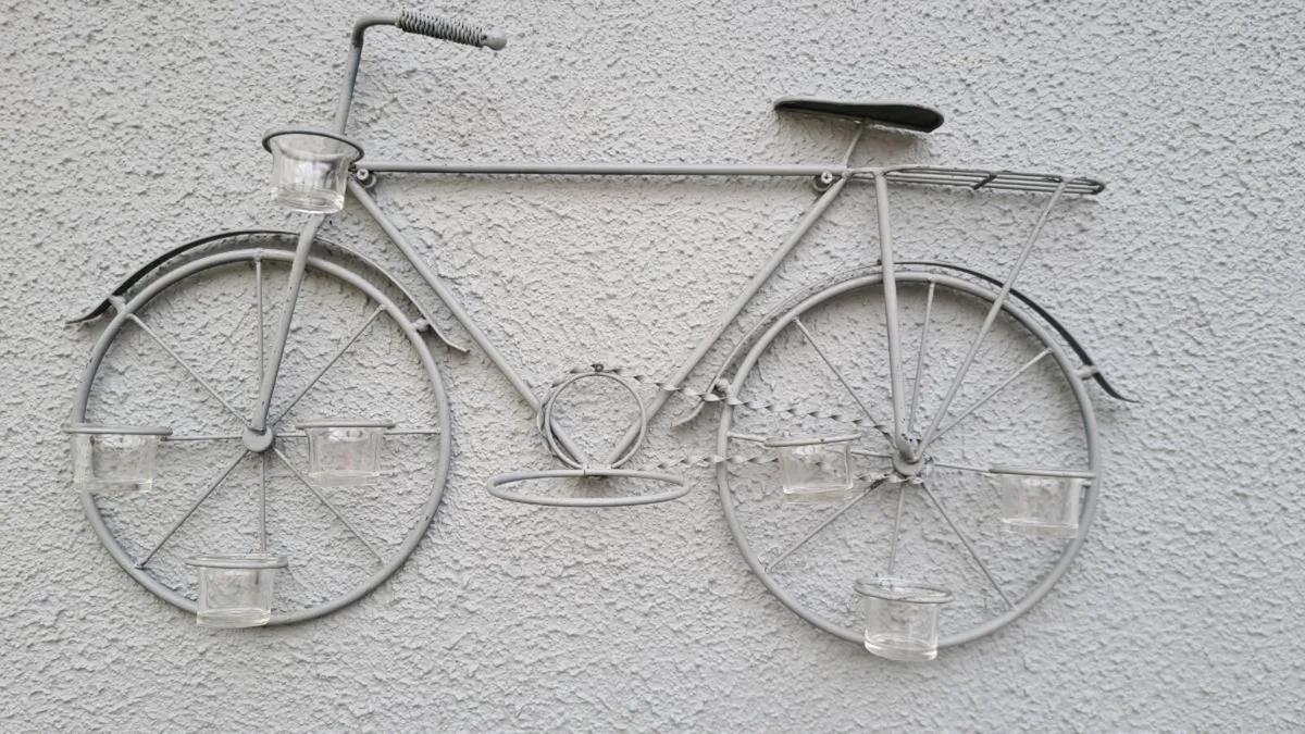 Garden Ornaments - Image 1