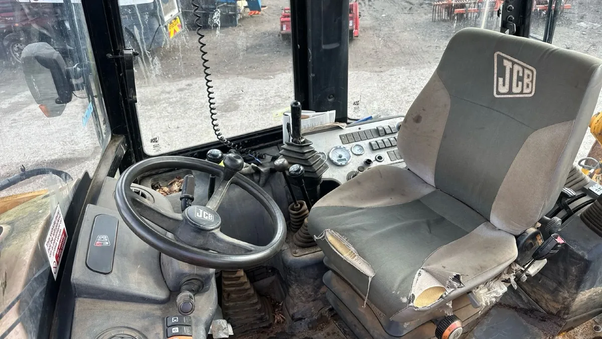 JCB 2CX Streetmaster Backhoe Loader 1000 hours - Image 4