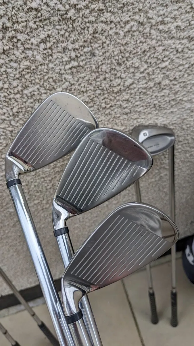 Matching Wilson Irons, Woods,Putter, Bag. - Image 4