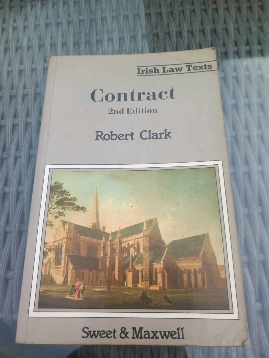 Contract law paperback Ckark R, D18 post 7e - Image 1