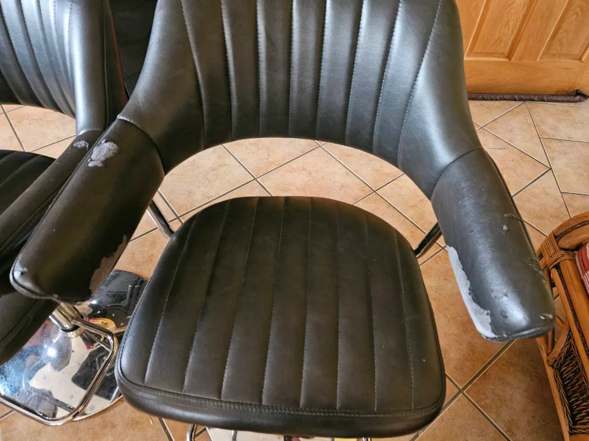 Bar stools - Image 4