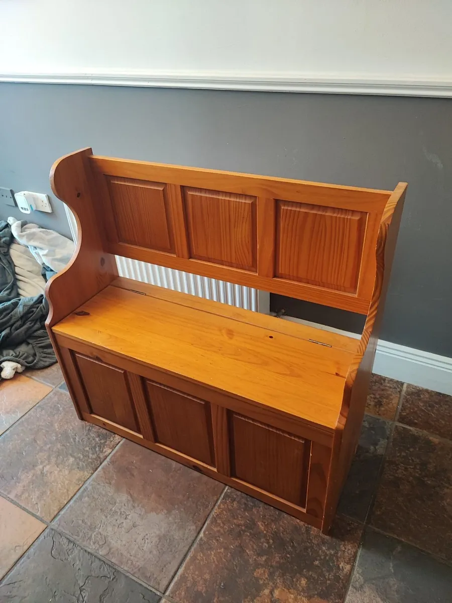 3 seater Sofa, arm chair, rocking chair and bishop - Image 3