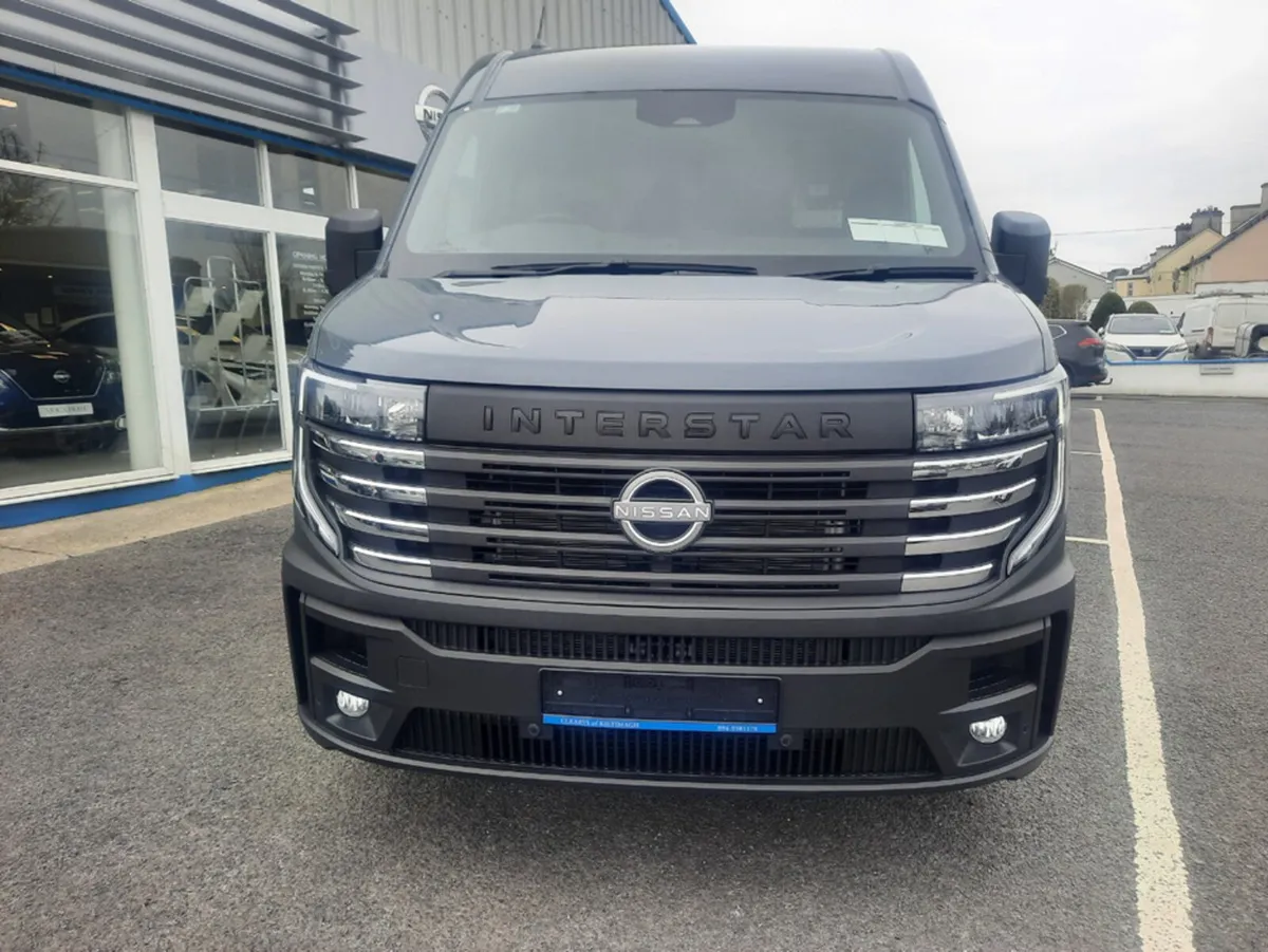 Nissan Interstar LWB 150 BHP SV PREMIUM - Image 2