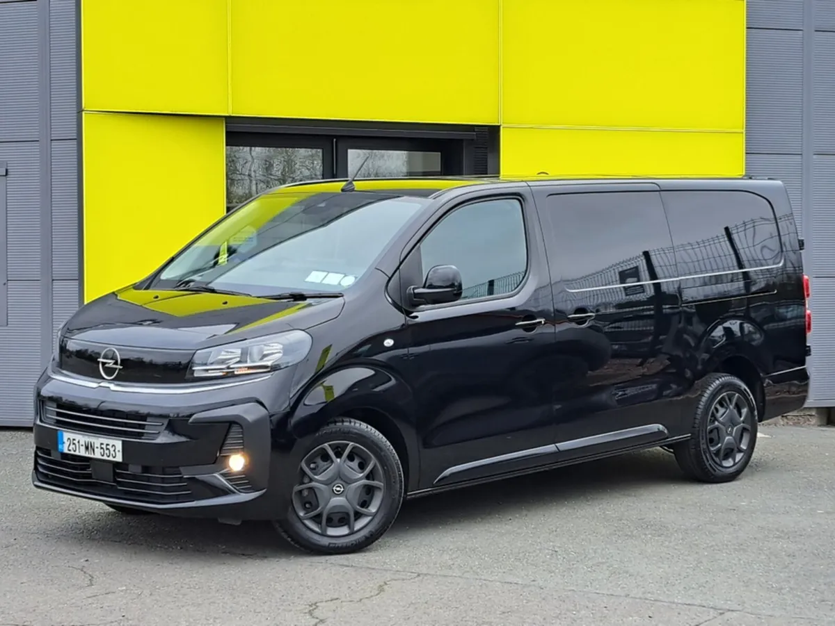 Opel Vivaro SPORTIVE 1.5TD 120HP LWB **REV CAM** - Image 2