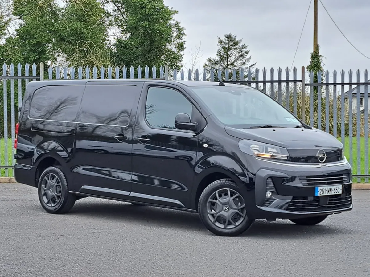 Opel Vivaro SPORTIVE 1.5TD 120HP LWB **REV CAM** - Image 3
