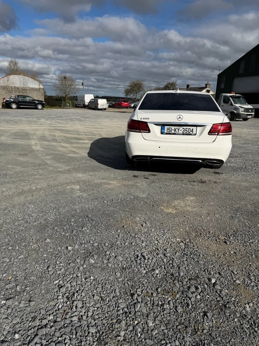 2015 Mercedes E class 220 Diesel - Image 3
