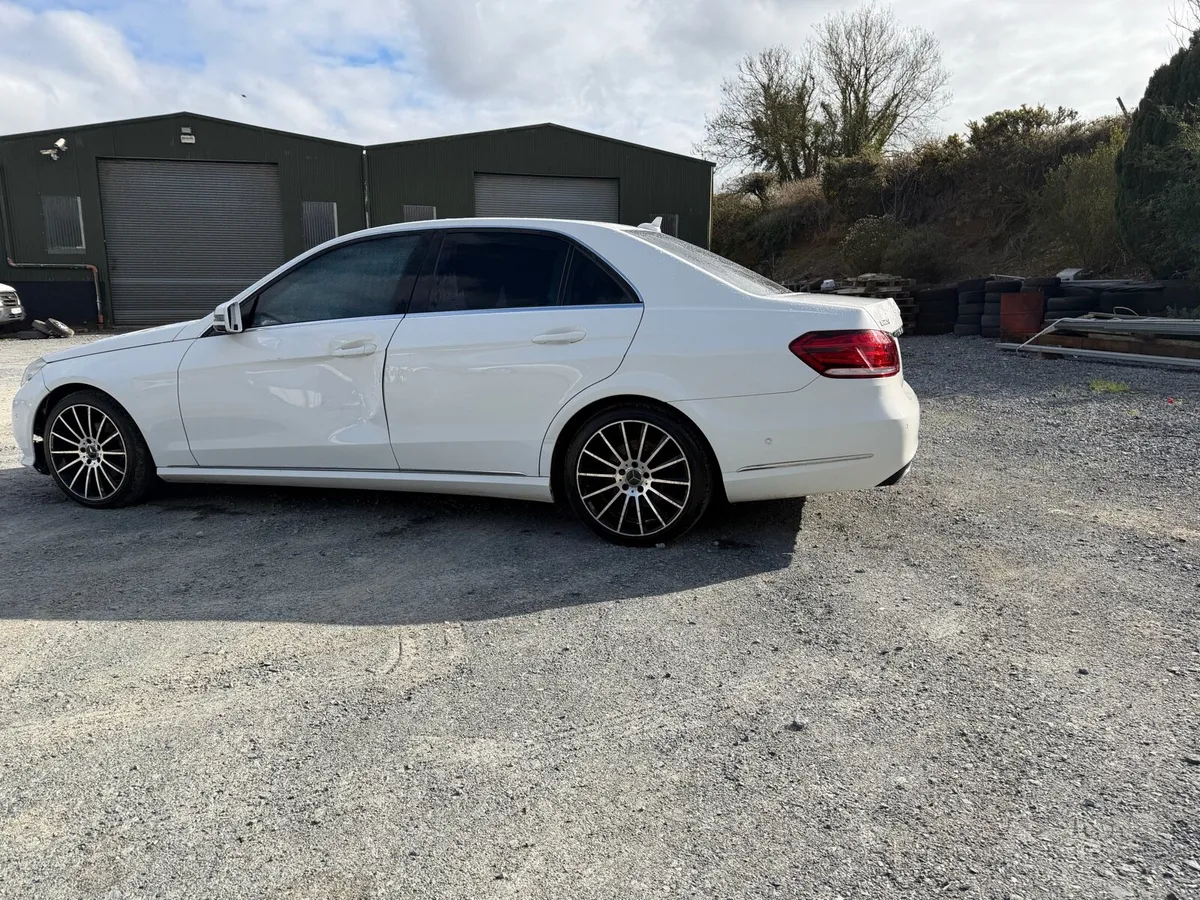 2015 Mercedes E class 220 Diesel - Image 4
