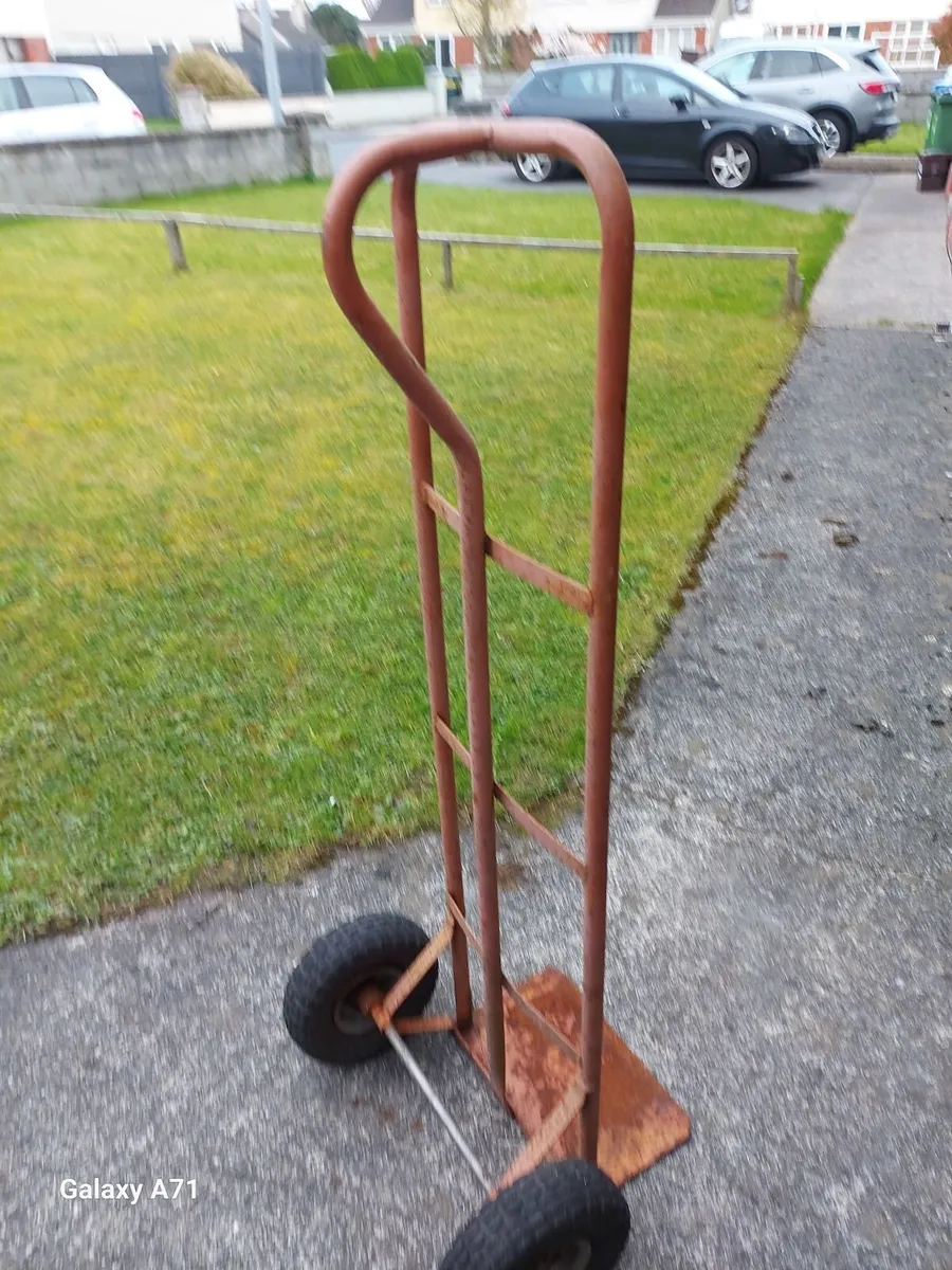 Hand Cart in great condition, Ideal for Heavy Load - Image 3