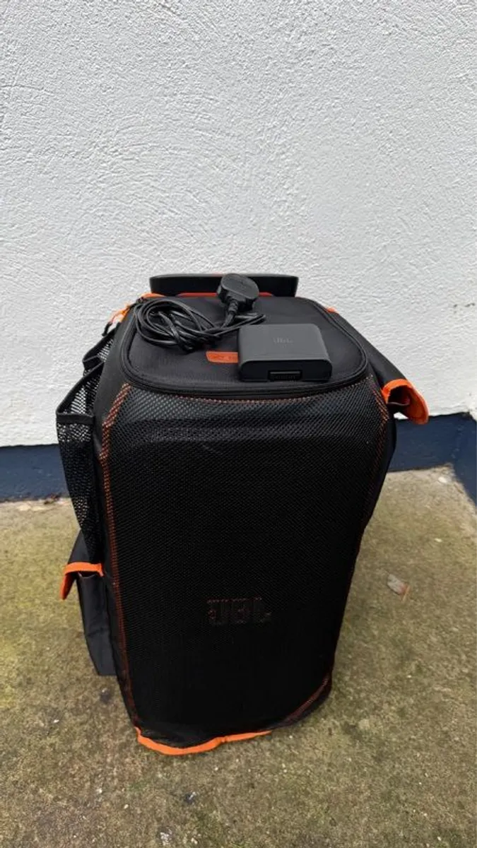 JBL PartyBox Stage 320 incl. spare battery and colour matched cover - Image 2