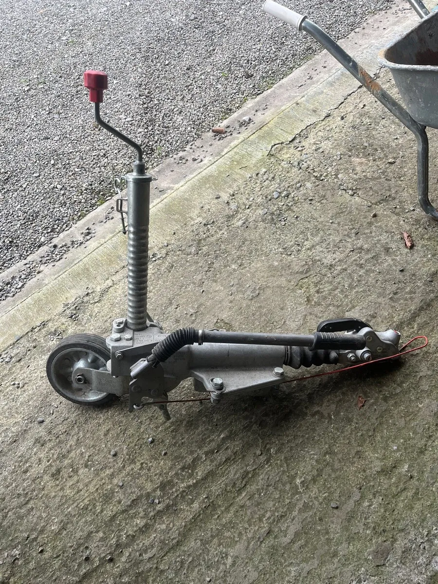 AL-KO Trailer Hitch 1600-3000KG - Image 4