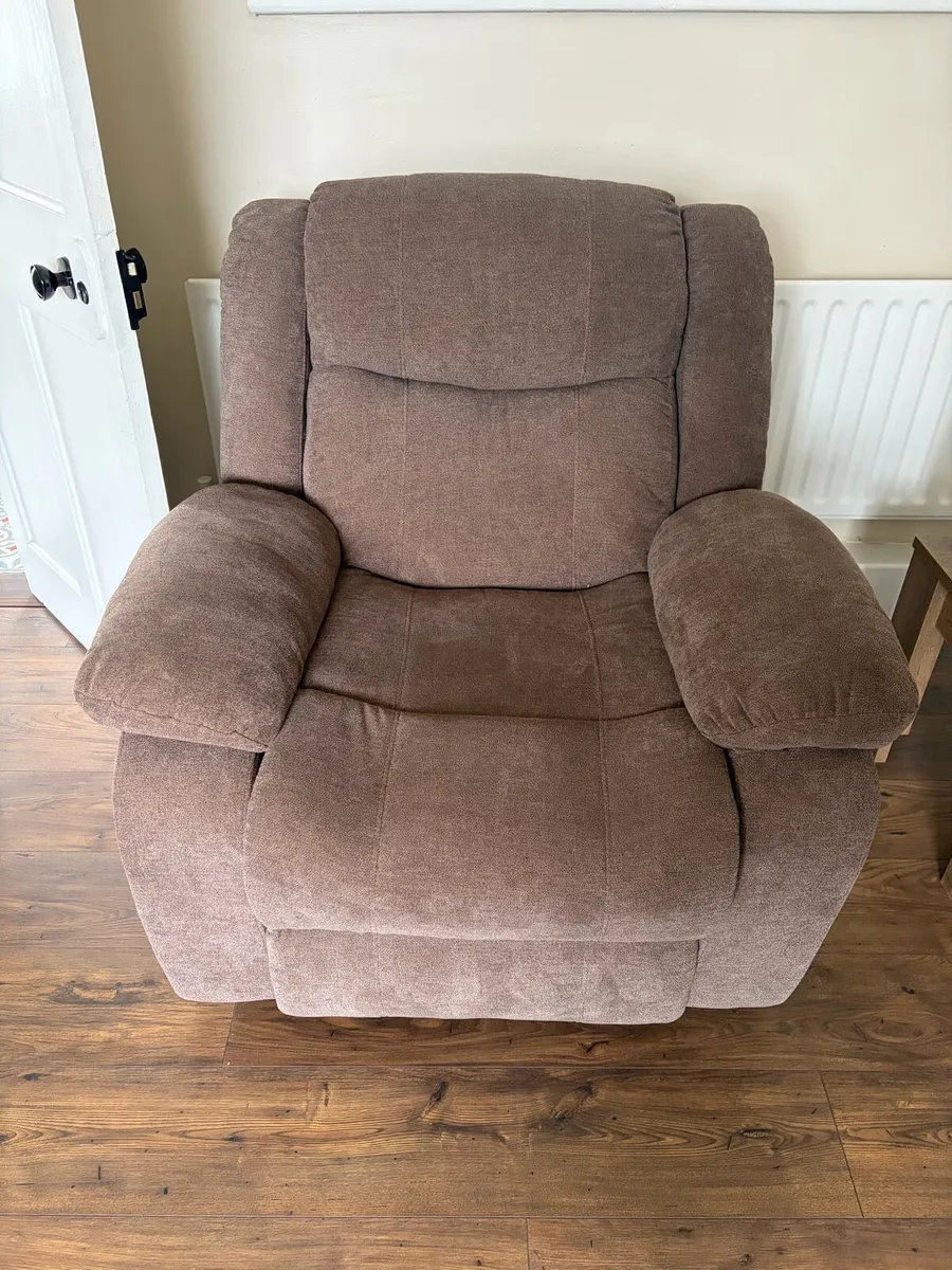 Recliner Armchairs - Image 1