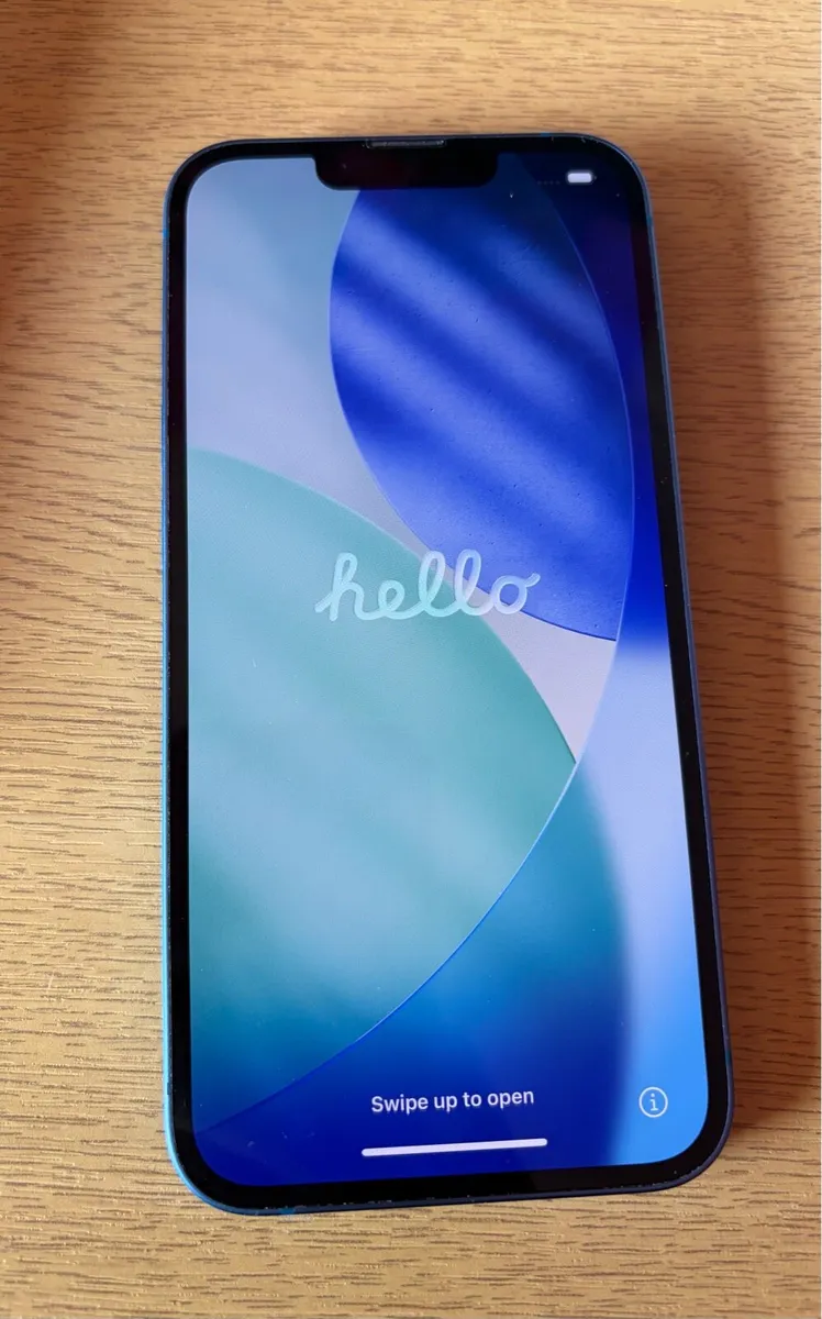 Apple iPhone 13 - Image 1