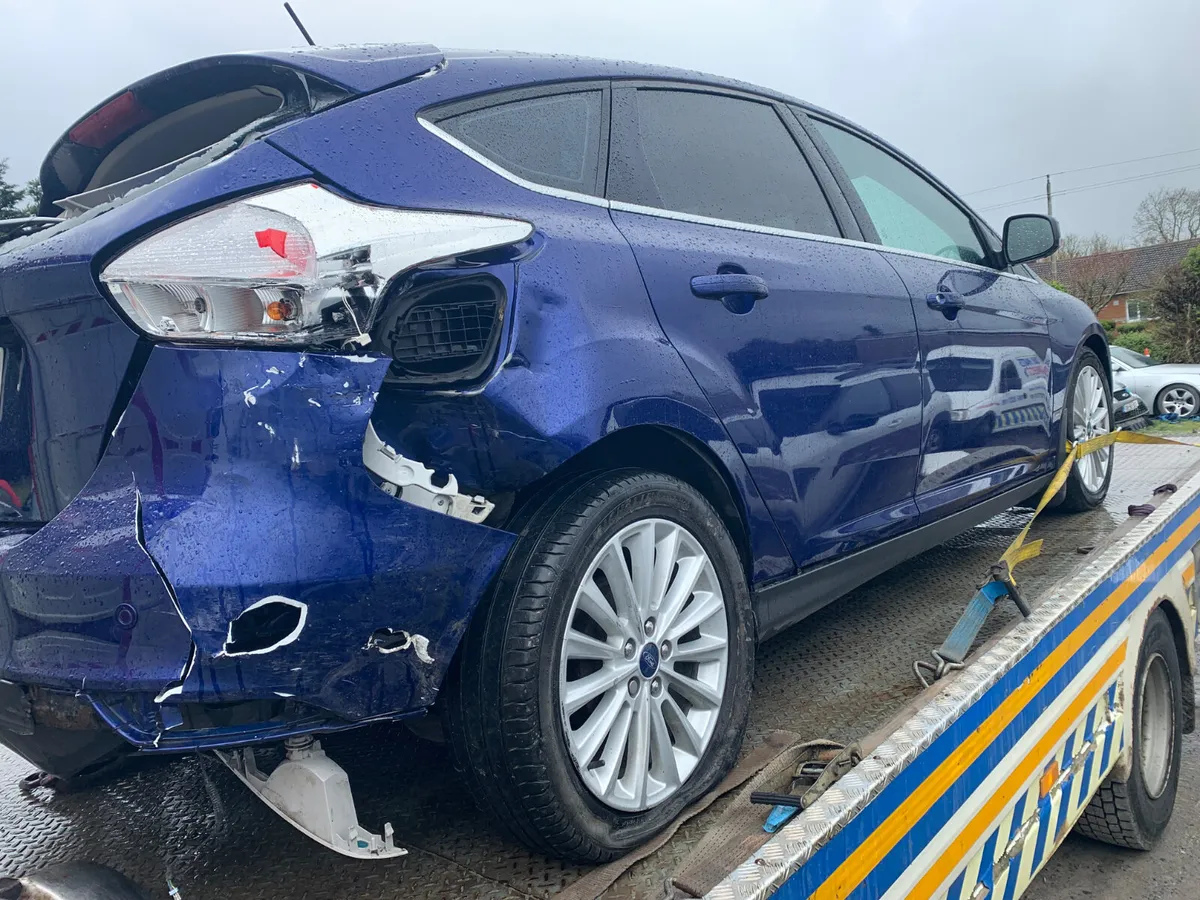 2017  FORD FOCUS  DIESEL + 2016 POLO DIESEL - Image 3