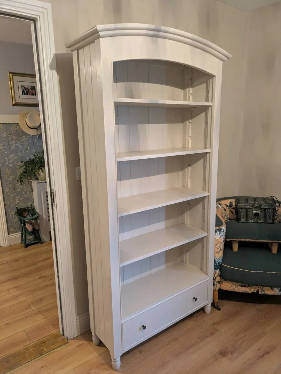 Shelf unit..bookshelves - Image 2