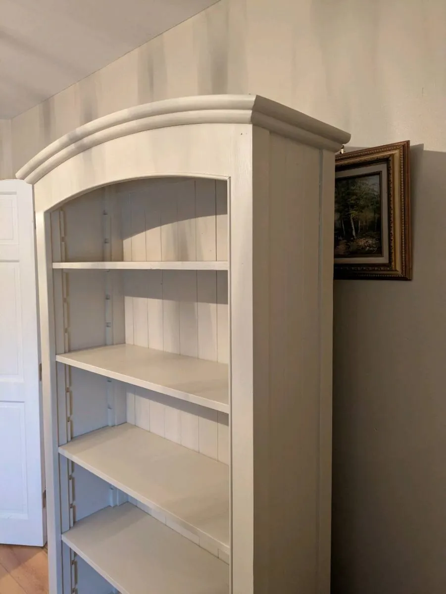 Shelf unit..bookshelves - Image 3