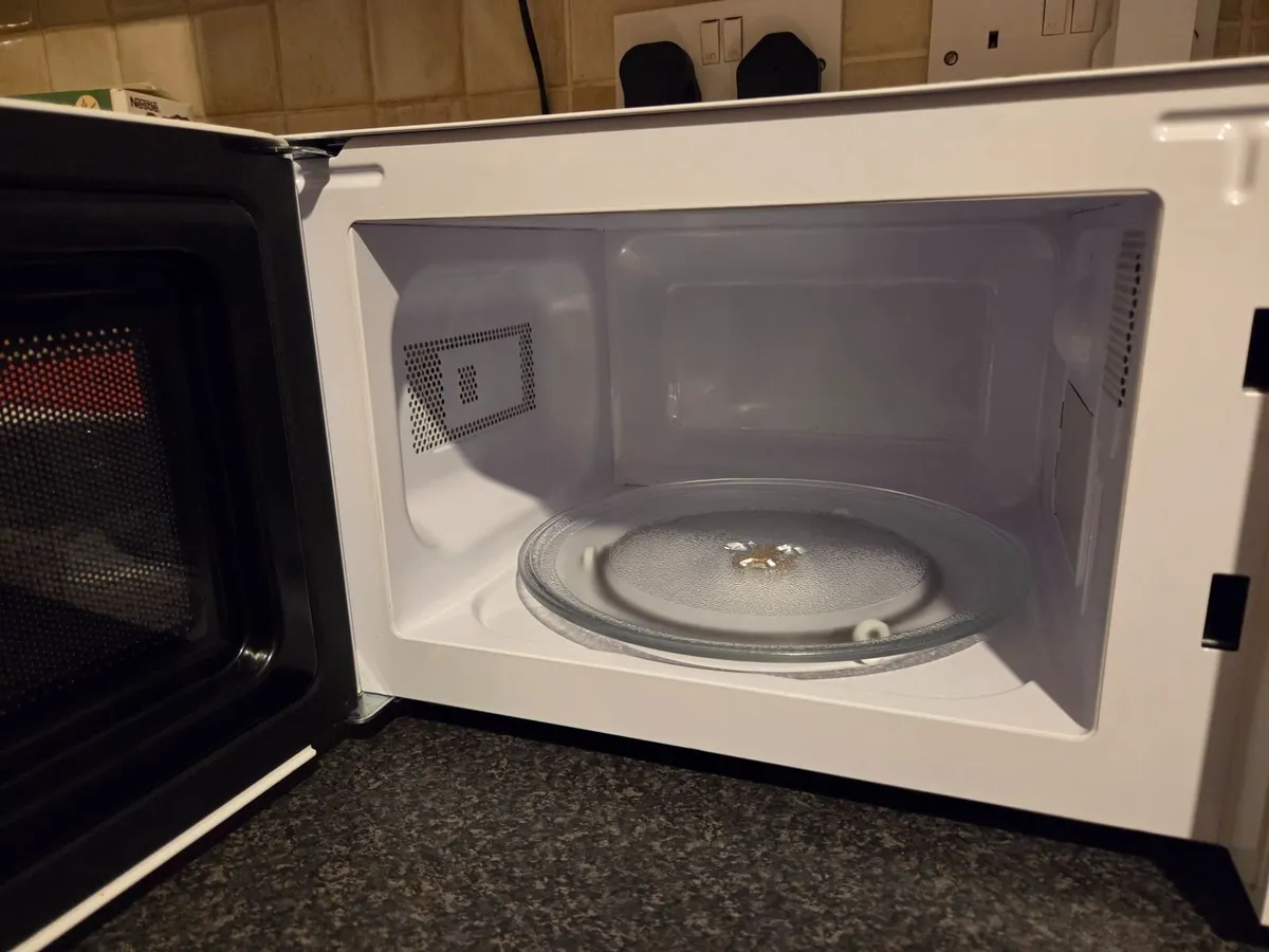 Sona 20L Microwave - Image 2