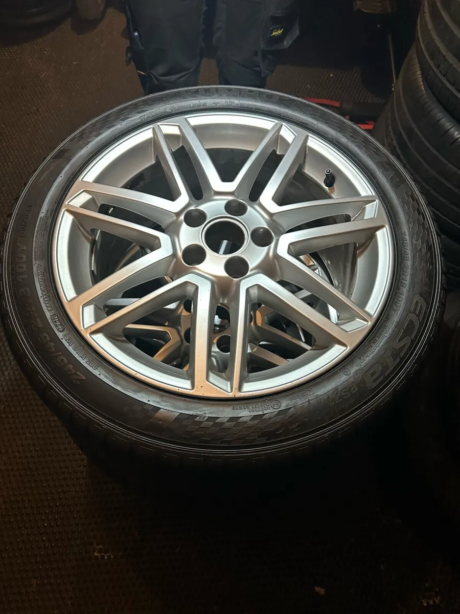 Audi 18 inch sport alloy wheels A4 a6 a5 a3 s4 s6 - Image 4