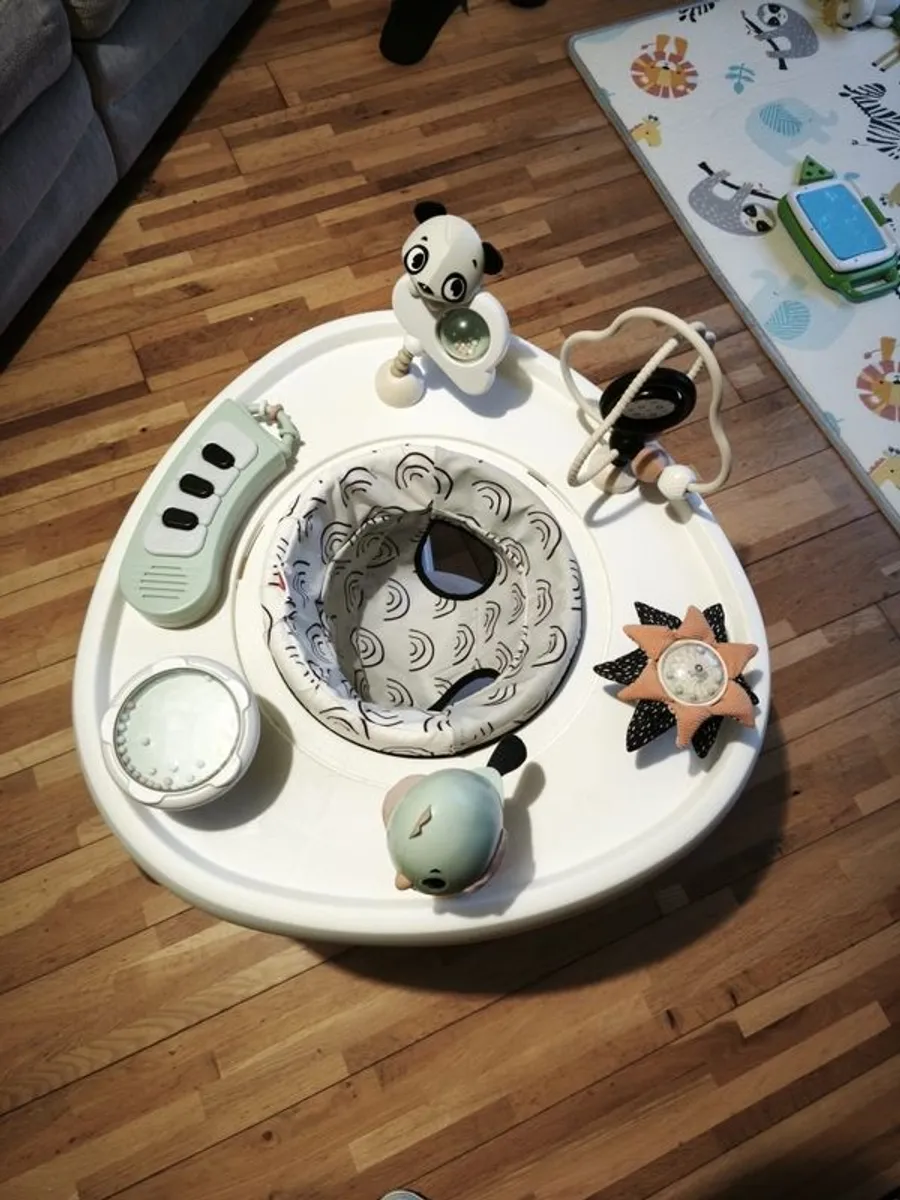 Tiny Love 5-in-1 Here I Grow Activity Center - Image 1