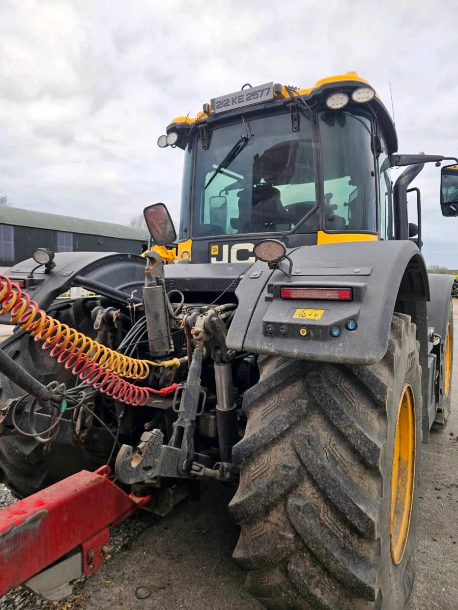 Fastrac 4220 - Image 4