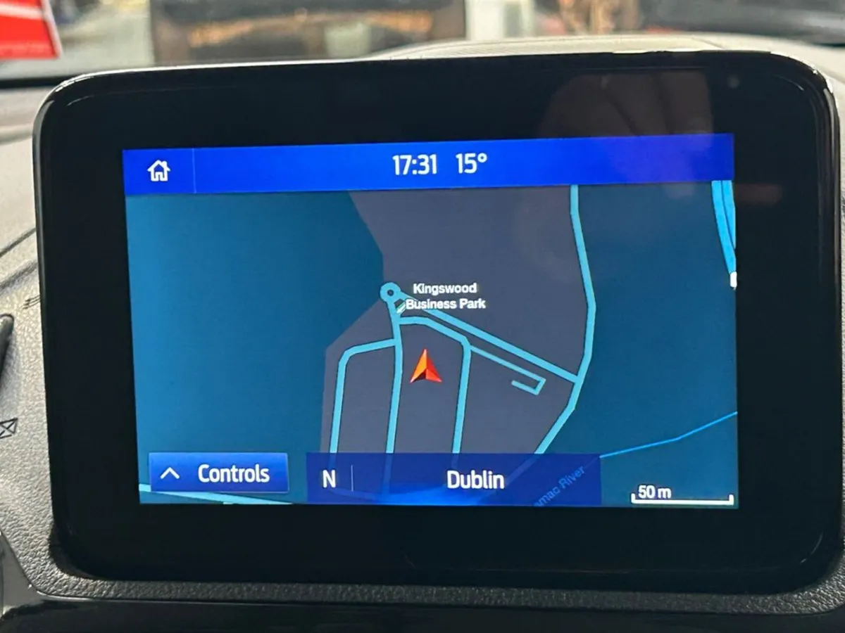 Ford Transit Connect 240 LIMITED L1H1 P/V ECOBLUE - Image 4