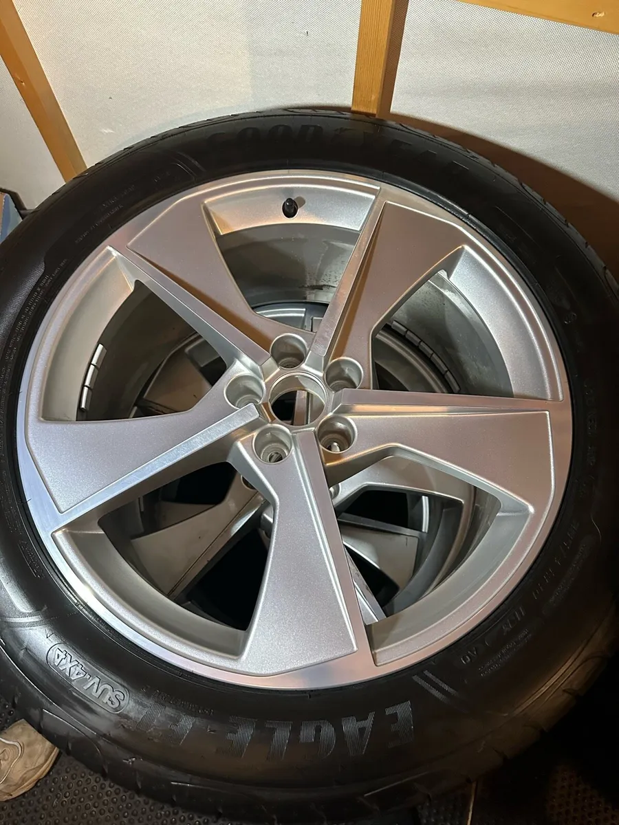 Audi 20 inch sport alloys a6 a7 a8 q7 q8 - Image 3