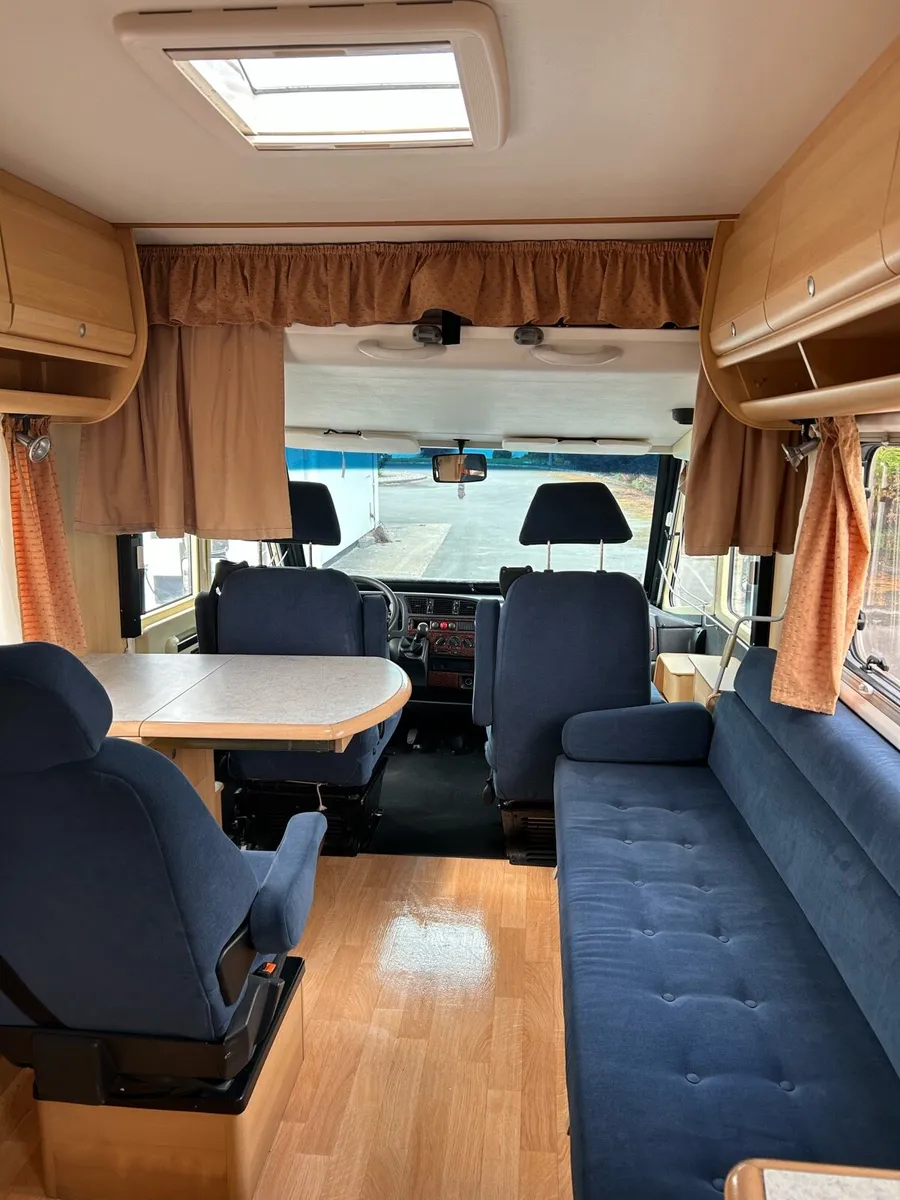 04 Dethleffs Globetrotter Motorhome/Camper - Image 2