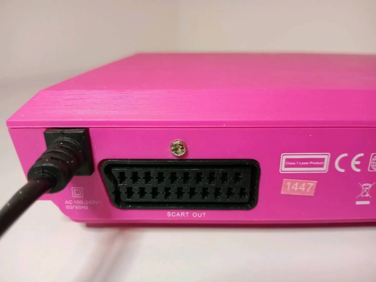 Pink DVD player Bush with universal remote - Image 4