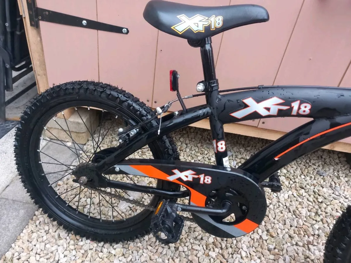 XT Kids bike size 18 inch wheels - Image 3