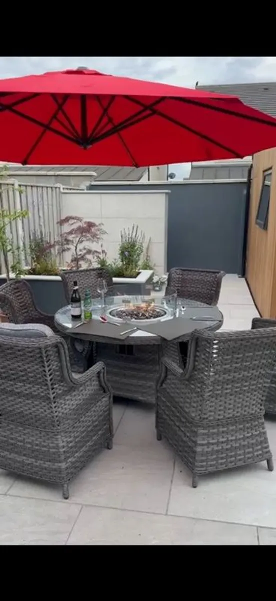Garden Outdoor Dining table and chairs with firepit - Image 3