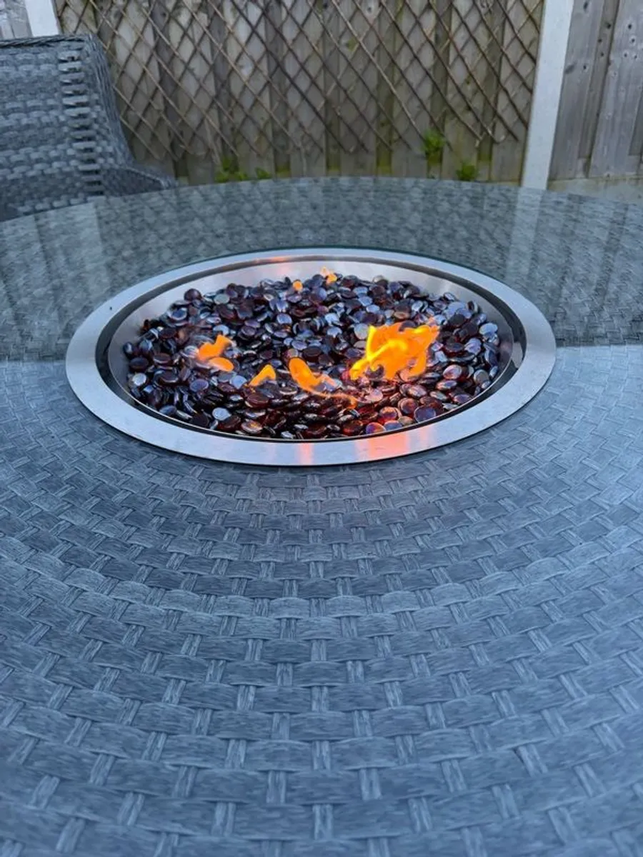 Garden Outdoor Dining table and chairs with firepit - Image 4