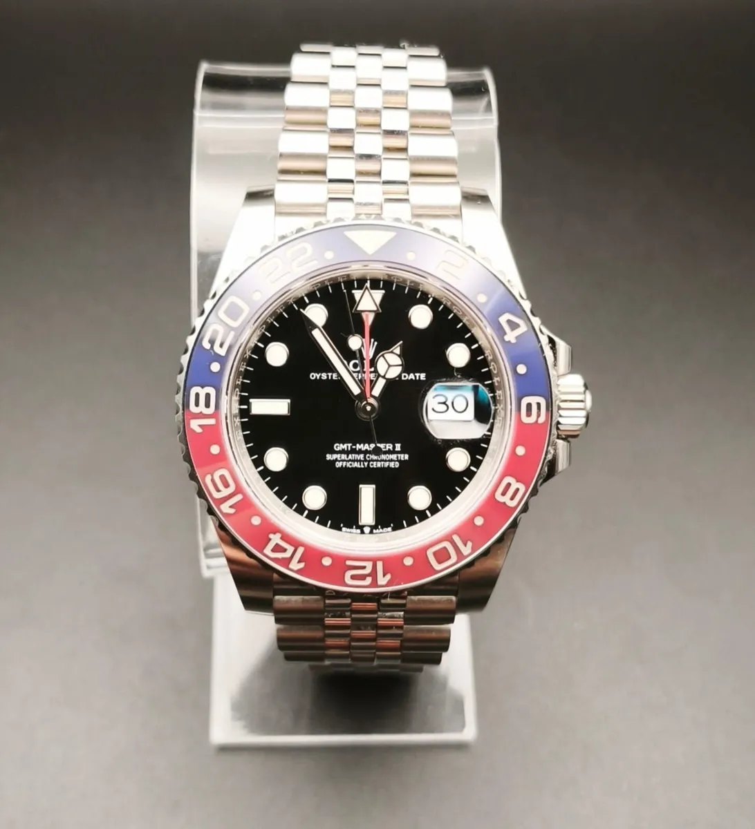 Rolex GMT Master ii Pepsi - Image 2